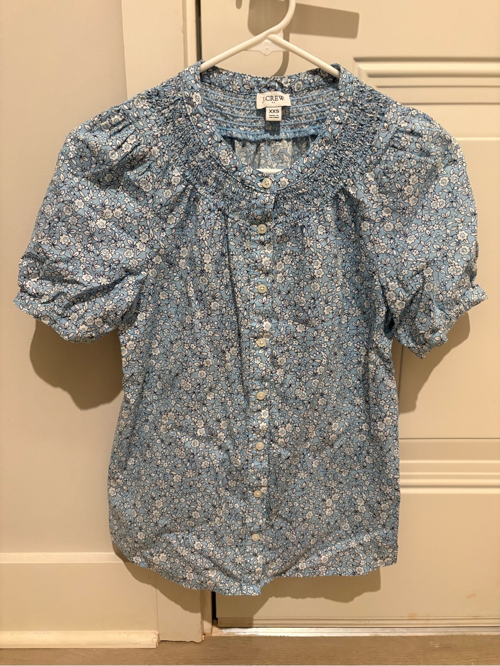 J. Crew Light Blue Floral Button-Front Puff Sleeve Top